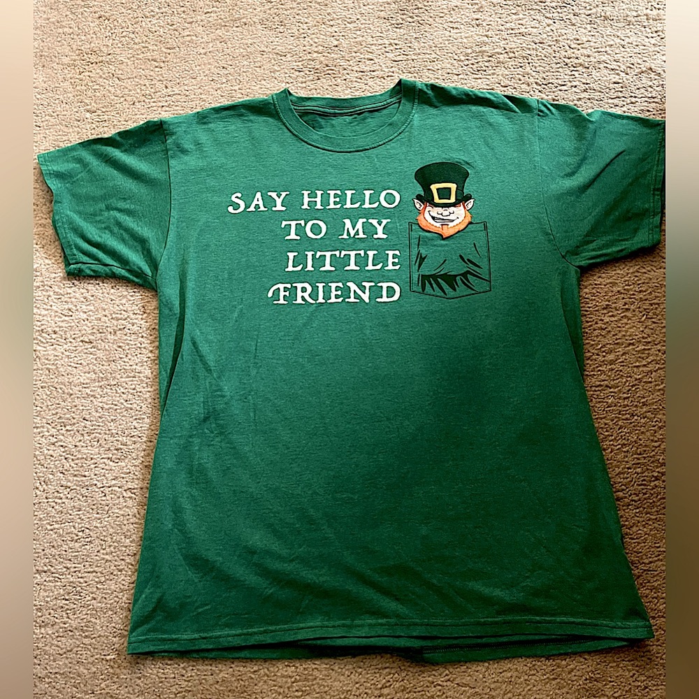 Leprechaun Men’s ST. Patrick’s Day SAY HELLO TO MY FRIEND Graphic Tee Shirt Sz L